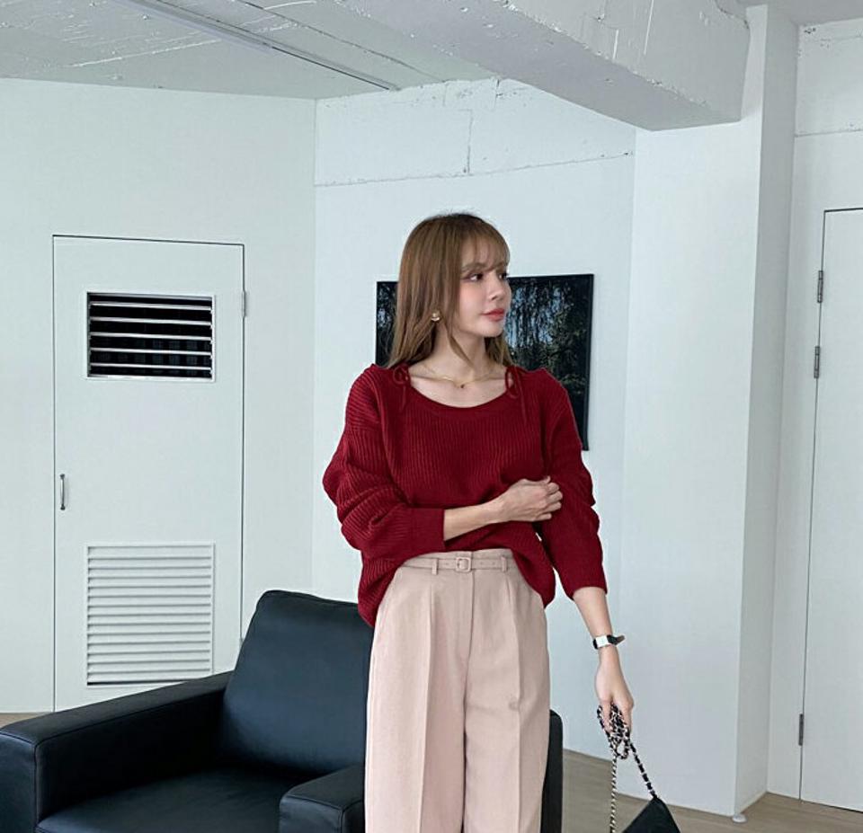 ショルダーストラップニット・全3色・t70187 レディース 【tops】 トップス ニット 長袖 オフショル ストラップ ラウンドネック リボン あたたかい ユニーク やわらかい 大人 細身 体型カバー カラーニット 上品 冬 春 秋 韓国ファッション ハイホリHIHOLLI