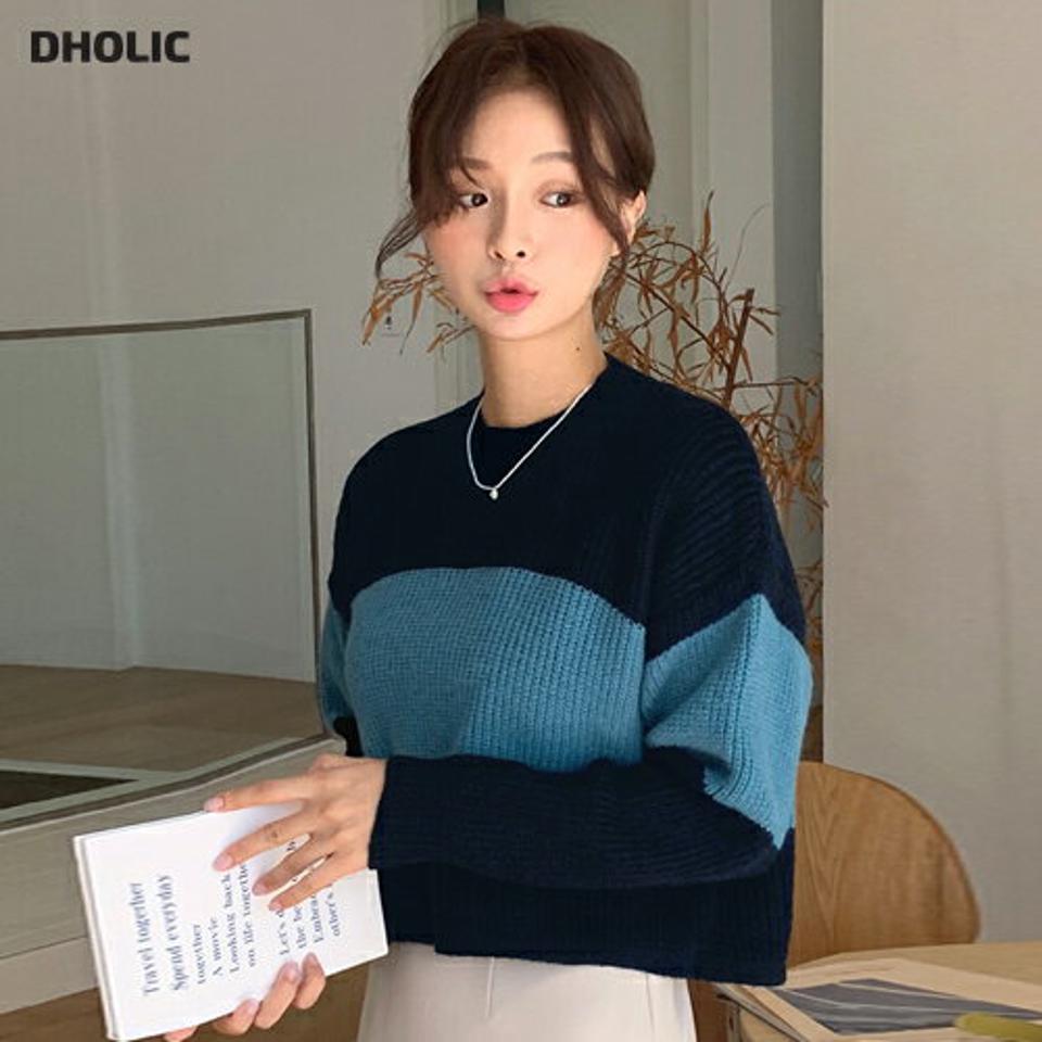 配色ラインニット・全2色・b62846 レディース 【tops】韓国ファッション トップス ニット 大人 長袖 ラウンドネック 配色 ワイド ドロップショルダー シンプル カジュアル ルーズ ガーリー 体型カバー 細身 フェミニン 上品 秋 冬
