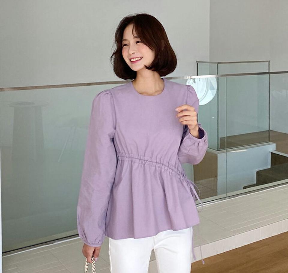 即日配送【只今30%OFF】ダイアゴナルラインギャザーブラウス・全4色・t62842 レディース 【bl】韓国ファッション トップス ブラウス 長袖 ラウンドネック 大人 ダイアゴナル ギャザー 上品 ボタン シンプル フェミニン カジュアル 体型カバー ガーリー 秋 春