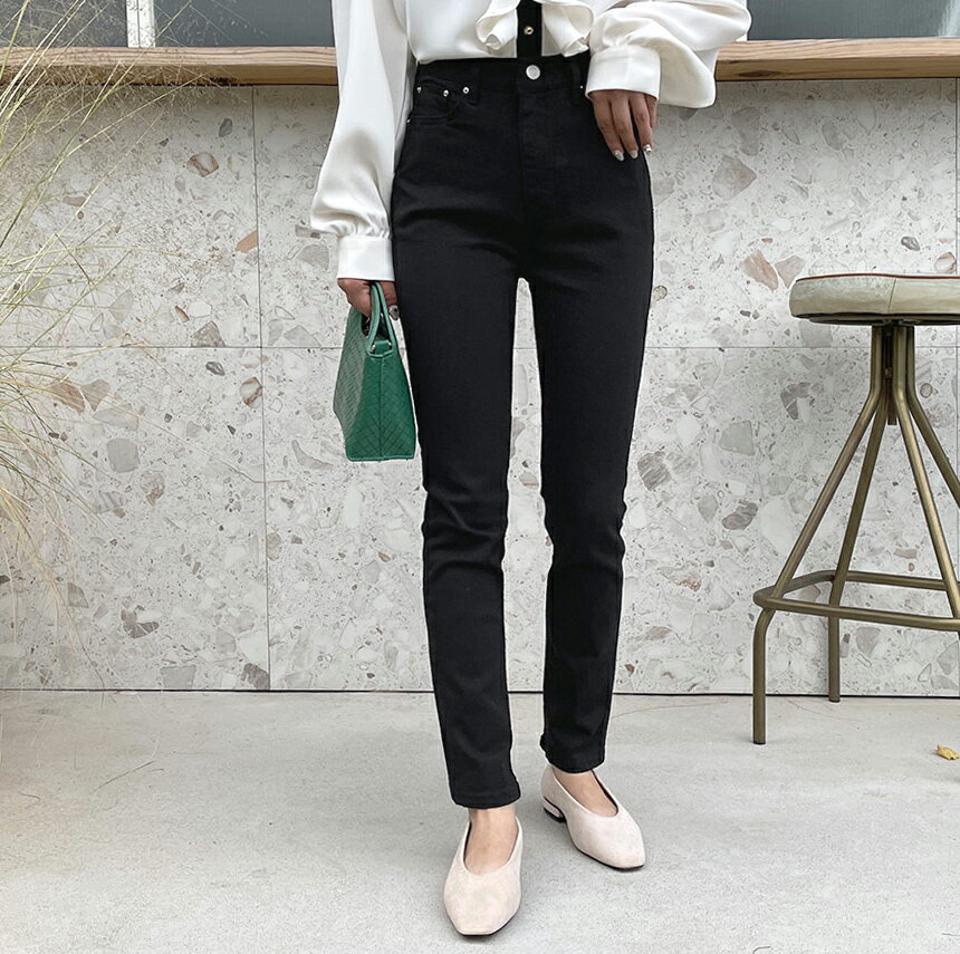 タイトストレートパンツ・全2色・t65198 レディース 【pt】韓国ファッション ボトムス パンツ ロング ロングパンツ スリムパンツ ロング丈 無地 ベーシック ストレート 足長 細身 着痩せ シンプル 春 秋 NIJU