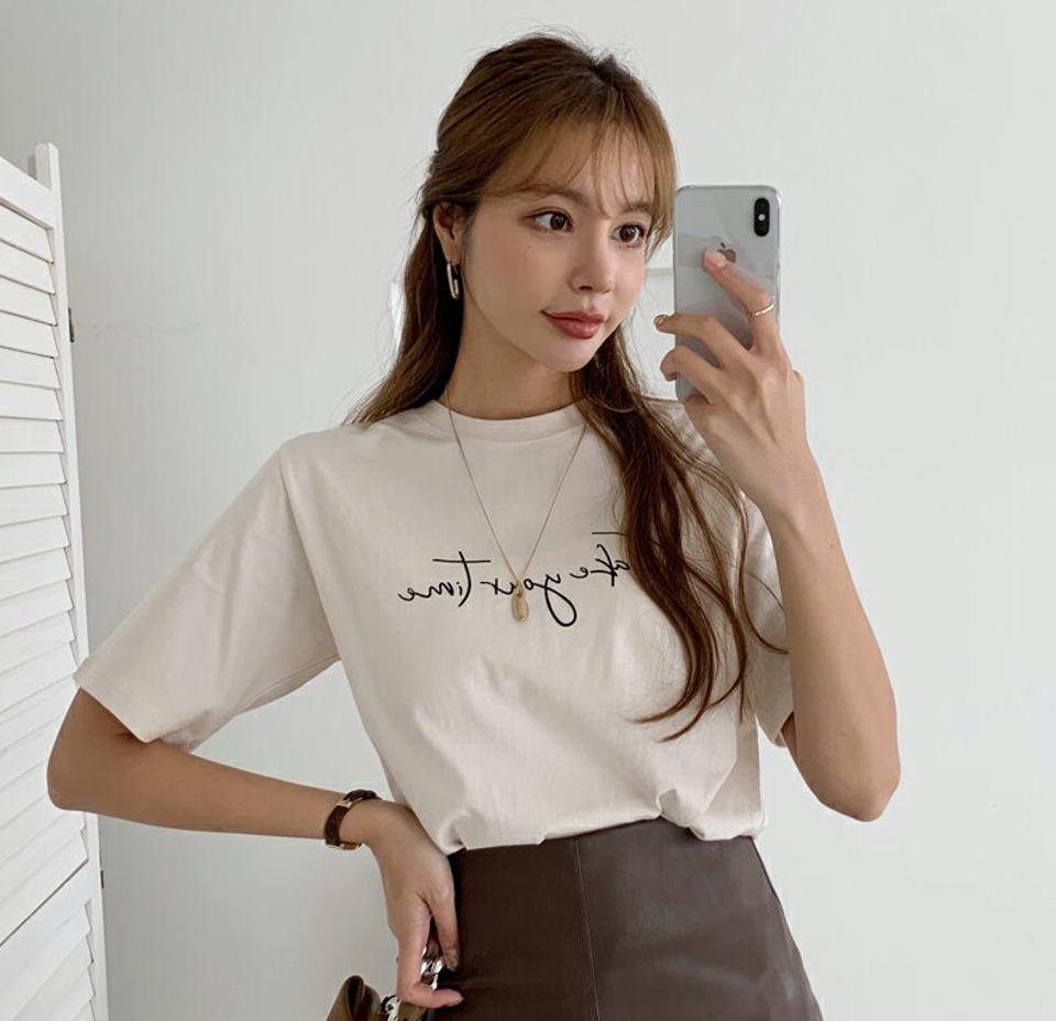 レタリング半袖Tシャツ・全3色・b00369 レディース 【tops】 トップス Tシャツ 半袖 レタリング ラウンドネック 夏 スリム ベーシック デイリー 体型カバー 細身 フェミニン 春 秋 韓国ファッション ハイホリHIHOLLI