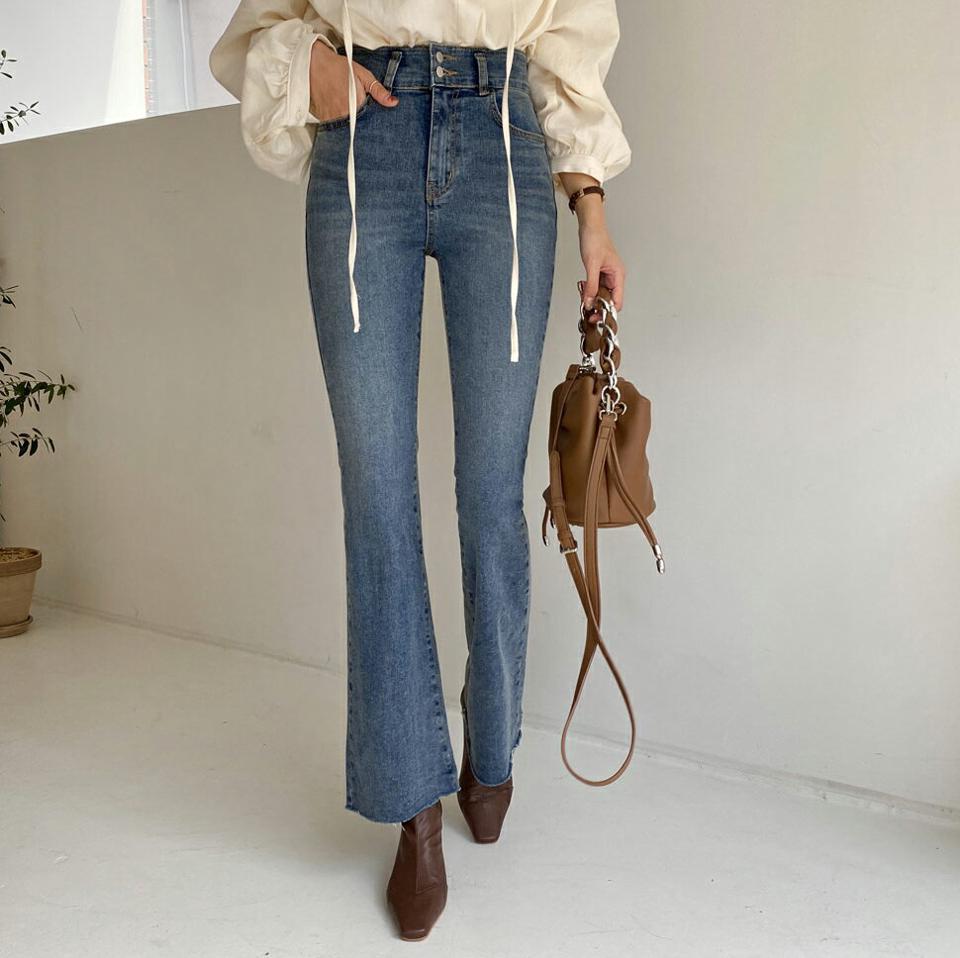 ツーボタンフレアデニムパンツ・全1色・t00389 レディース 【pt】 ボトムス ロング ロングパンツ デニムパンツ デニム ツーボタン フレア ハイウエスト ベーシック 体型カバー 足長 着痩せ 春 秋 韓国ファッション ハイホリHIHOLLI