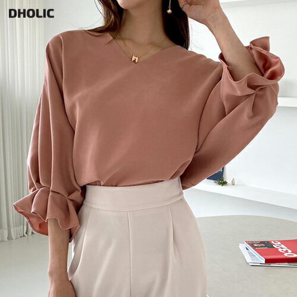 【本日の特価】Vネックパフブラウス・全3色・t58187 レディース 【bl】韓国ファッション トップス ブラウス 長袖 Vネック 大人 パフブラウス ラグラン 7分袖 上品 シンプル ボタン フェミニン カジュアル 体型カバー ガーリー 秋 春