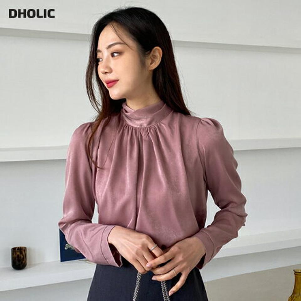 即日配送 サテンタートルネックリボンブラウス・全4色・b58216 レディース 【bl】韓国ファッション トップス ブラウス 長袖 タートルネック 大人 サテン リボン 光沢 上品 ボタン シンプル フェミニン カジュアル 体型カバー ガーリー 秋 春