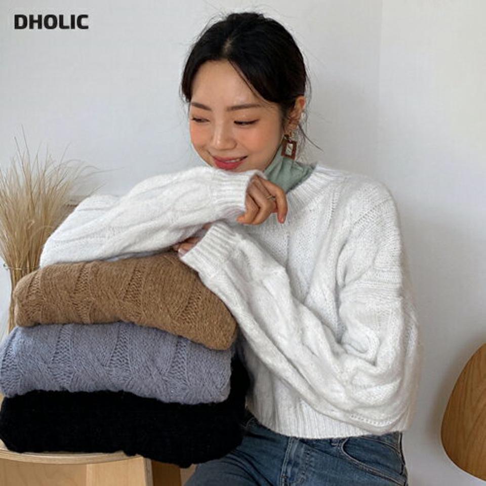 パフクロップドケーブルニット・全4色・t65072 レディース 【tops】韓国ファッション トップス ニット 年上 大人 長袖 ラウンドネック クロップド丈 ケーブル編み パフスリーブ パール シンプル カジュアル フェミニン ショート丈 秋 冬
