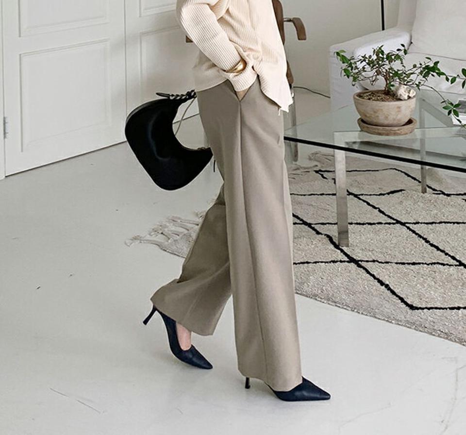 ストレートスラックス・全3色・b00098 レディース 【pt】 ボトムス ロング ロングパンツ ストレート スラックス スリム オフィス オフィスカジュアル 体型カバー 足長 着痩せ カジュアル 春 秋 韓国ファッション ハイホリHIHOLLI