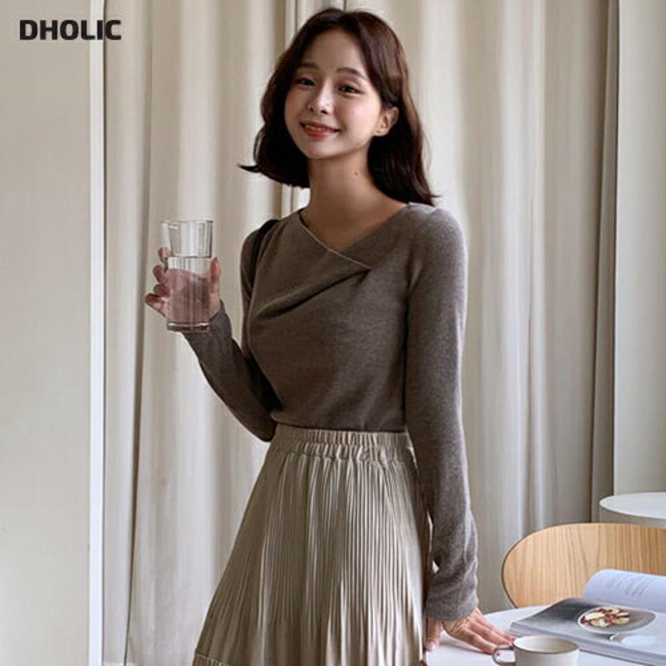【只今10%OFF】ネックディテールニット・全3色・t65545 レディース 【tops】韓国ファッション トップス ニット 大人 長袖 ネックディテール リブ 無地 ベーシック シンプル カジュアル スリム ガーリー 体型カーバー 細身 フェミニン 上品 秋 冬【NIT】