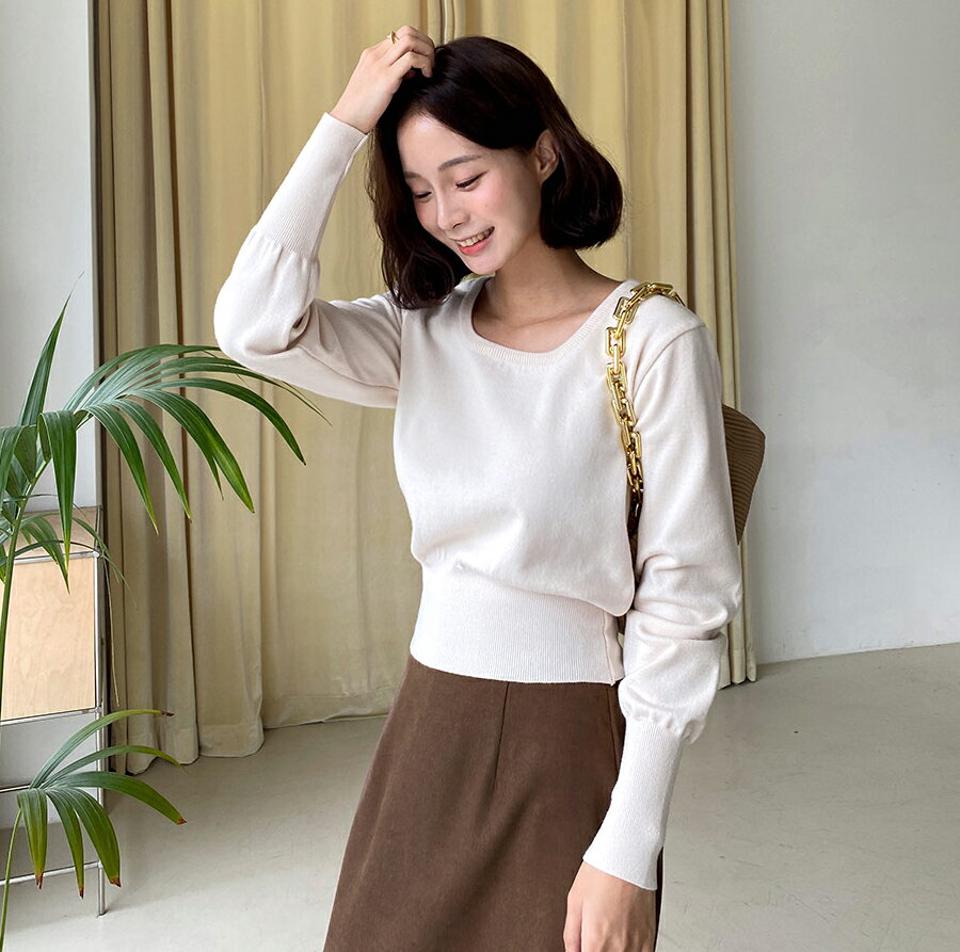 【今だけこの価格】スクエアネックスリムニット・全4色・t65546 レディース 【tops】韓国ファッション トップス ニット 大人 長袖 スクエアネック 無地 ベーシック シンプル カジュアル スリム ガーリー 体型カバー 細身 フェミニン 上品 秋 春 セール