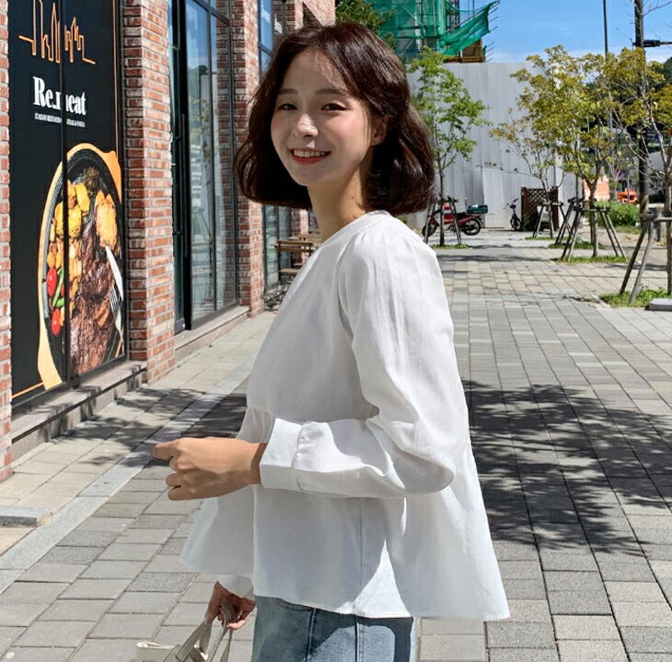 即日配送 ギャザーフレアブラウス・全4色・t65548 レディース 【bl】韓国ファッション トップス ブラウス 長袖 ラウンドネック 大人 フレア 上品 ギャザー 無地 ベーシック シンプル フェミニン カジュアル 体型カバー ガーリー 秋 春