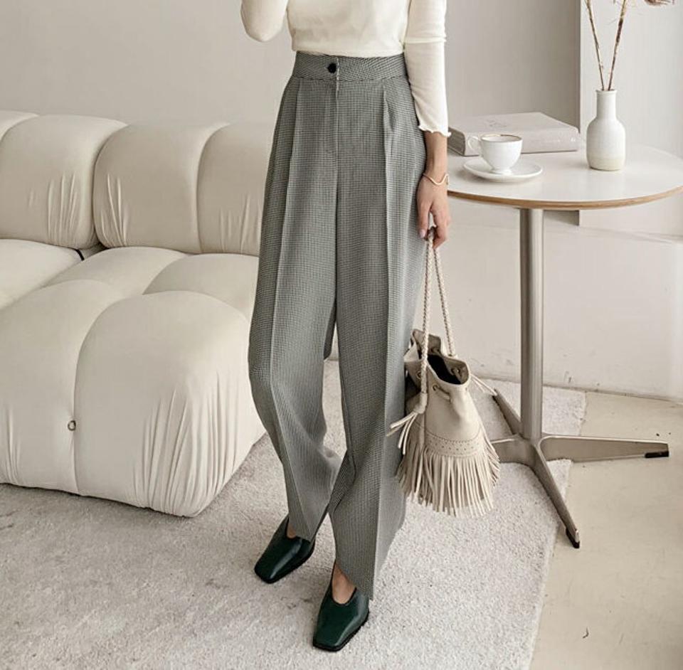 チェックワイドスラックス・全2色・t65558 レディース 【pt】韓国ファッション ボトムス ロング ロングパンツ スラックスパンツ スラックス チェック ワイド ツータック 体型カバー オフィスカジュアル デイリー 足長 美脚 フェミニン 秋 春