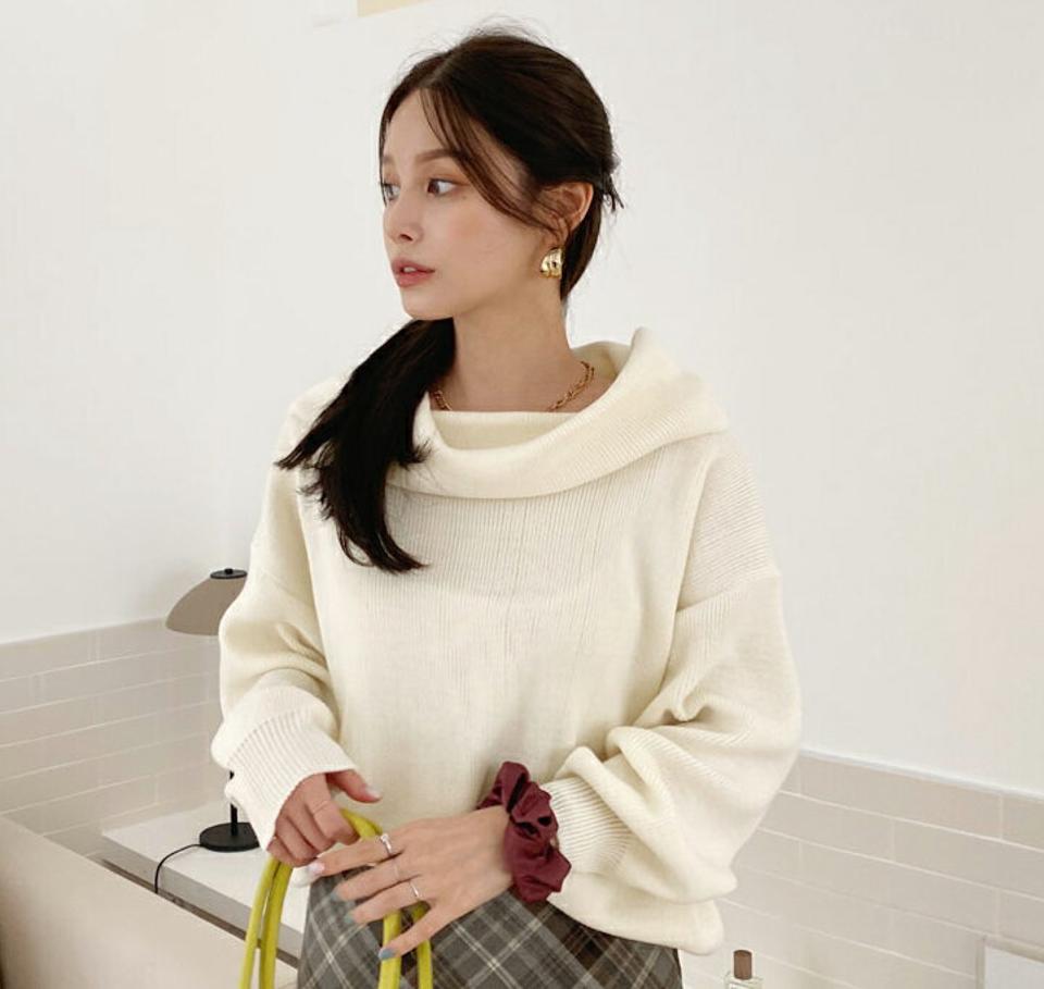 2TYPEオフショルニット・全4色・b70344 レディース 【tops】 トップス ニット 長袖 セクシー オフショルダー 無地 ボーダー ルーズ ゆったり フェミニン 冬 春 秋 韓国ファッション ハイホリHIHOLLI