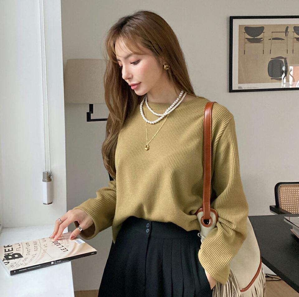 ワッフルラウンドネックニット・4全色・t70387 レディース 【tops】 トップス ニット 長袖 ワッフル ラウンドネック オーバーサイズ ルーズ カラーニット ゆったり フェミニン 体型カーバー 上品 冬 春 秋 韓国ファッション ハイホリHIHOLLI