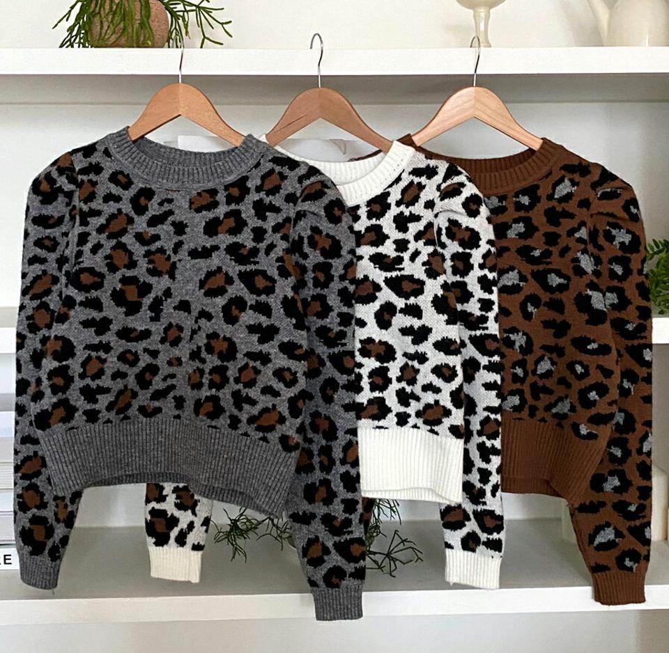 【只今10%OFF】即日配送 レオパードパフニット・全3色・b66019 レディース 【tops】韓国ファッション トップス ニット 大人 長袖 ラウンドネック パフスリーブ レオパード ヒョウ柄 柄ニット ウール混 シンプル カジュアル 体型カバー フェミニン 上品 秋 冬【ニットセール】