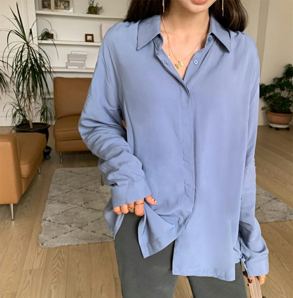 ショルダーギャザーブラウス・全4色・t66015 レディース 【bl】韓国ファッション トップス ブラウス 長袖 カラーネック ギャザー ショルダー ボタン 大人 上品 無地 ベーシック シンプル フェミニン カジュアル ガーリー 秋 春