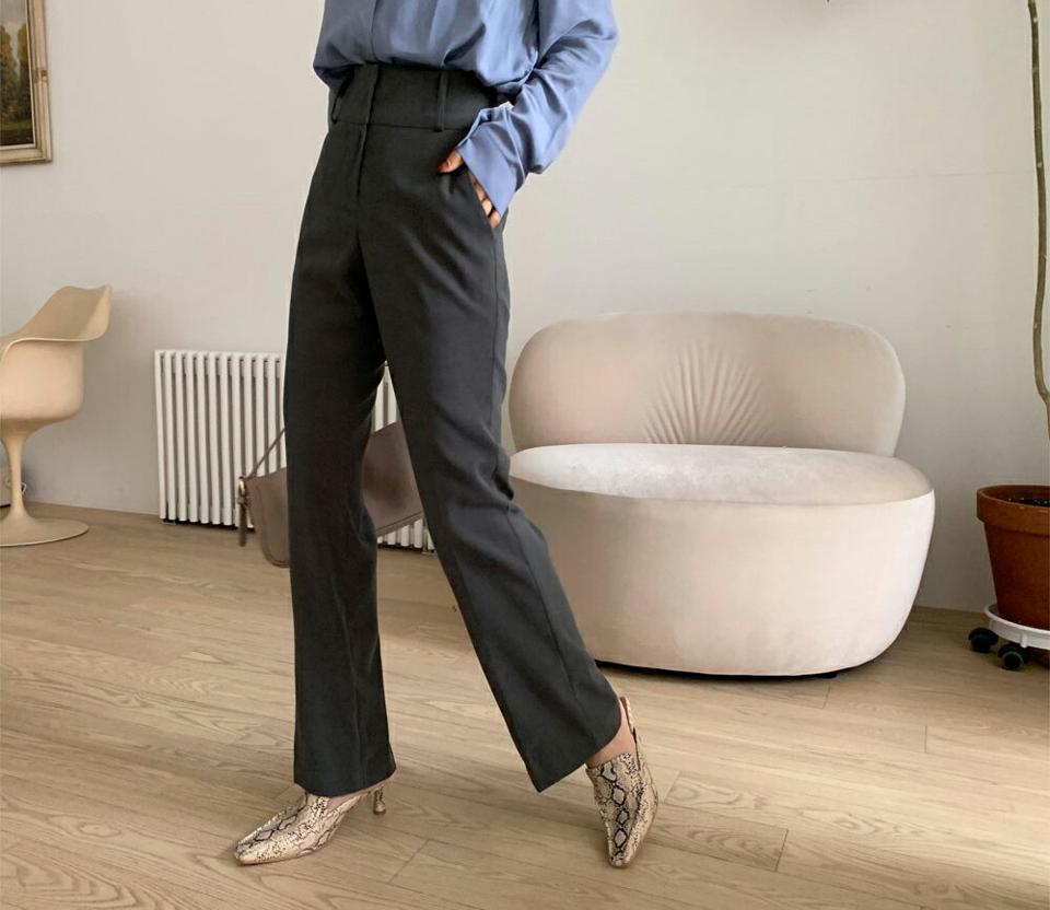 フレアスラックス・全2色・t65997 レディース 【pt】韓国ファッション ボトムス ロング ロングパンツ スラックスパンツ スラックス フレア ブーツカット 無地 ベーシック シンプル 美脚 フェミニン 秋 春