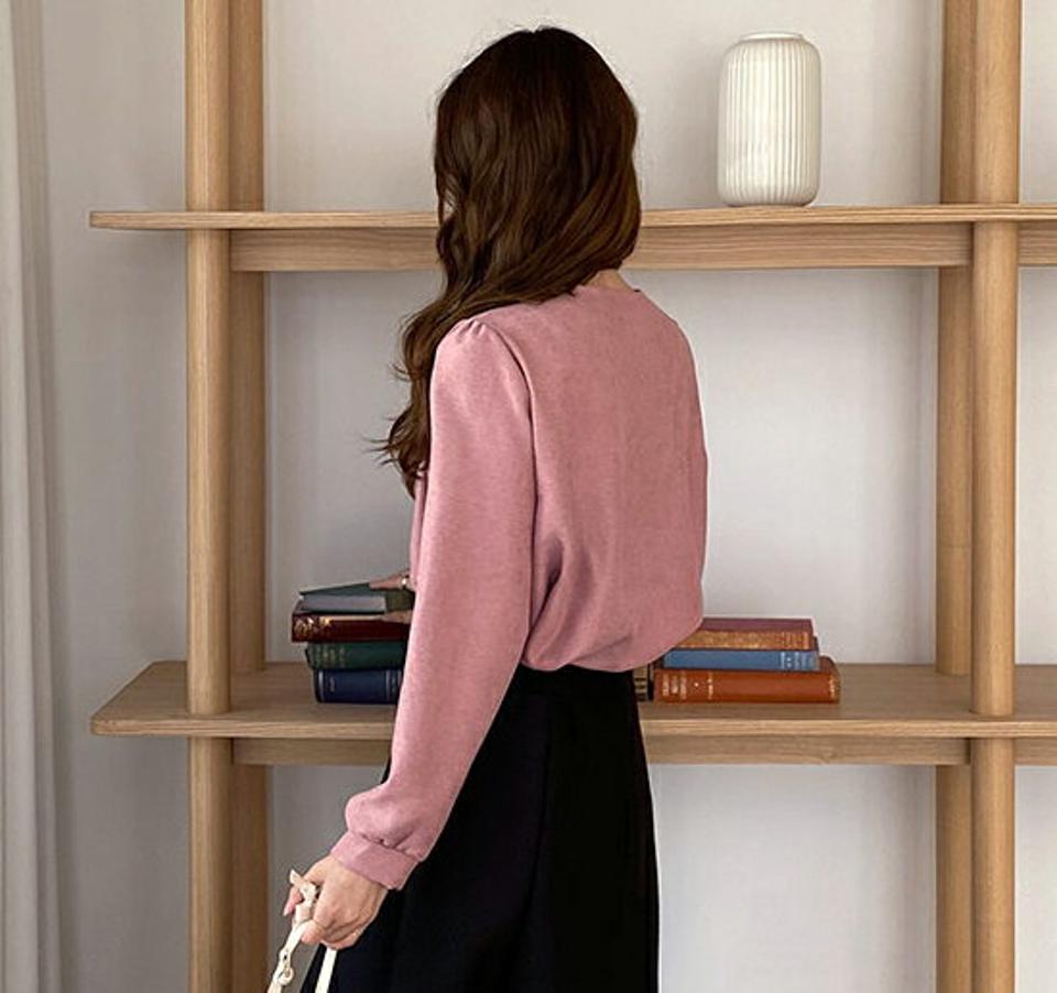 即日配送 Vネックシャーリングポイントブラウス・全4色・t70352 レディース 【bl】 トップス ブラウス 長袖 Vネック シャーリング フレア 大人 ユニーク フェミニン カジュアル 春 秋 韓国ファッション ハイホリHIHOLLI