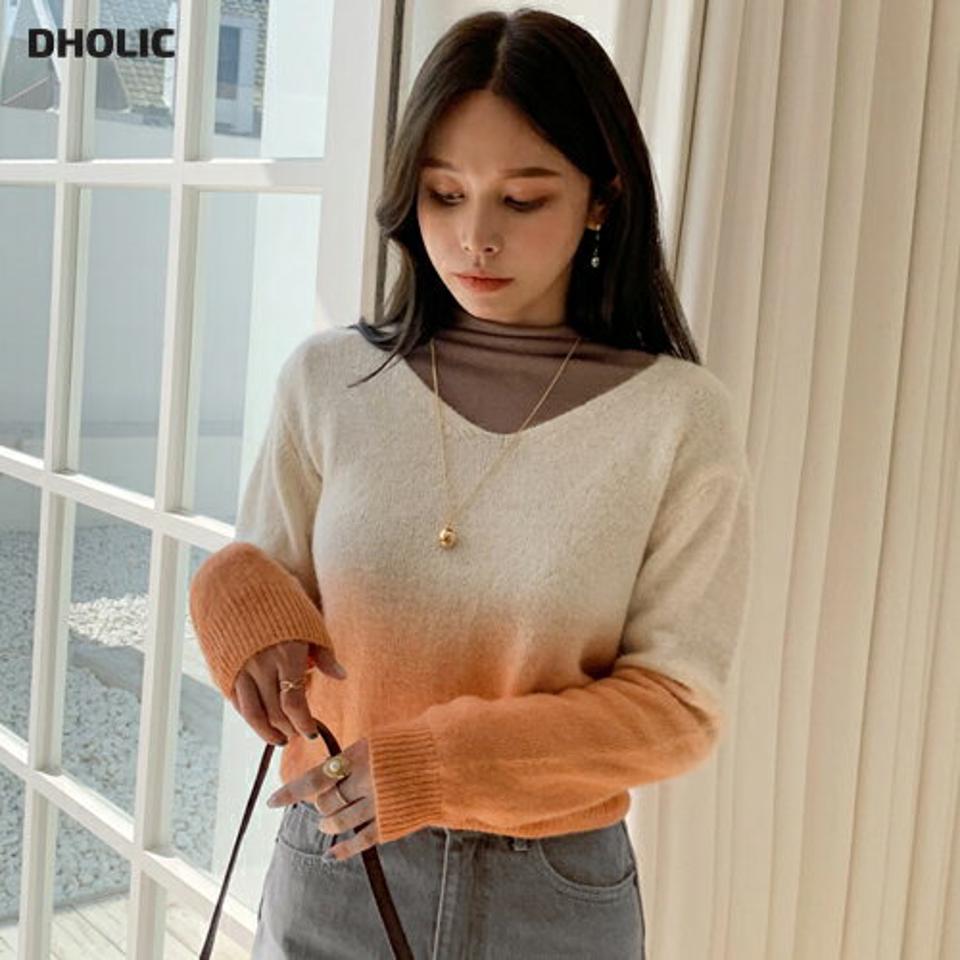 Vネックグラデーションニット・全2色・t70365 レディース 【tops】 トップス ニット 長袖 グラデーション Vネック デコルテ スリム ルーズ ゆったり 体型カーバー 上品 冬 フェミニン 春 秋 韓国 ファッション ハイホリHIHOLLI