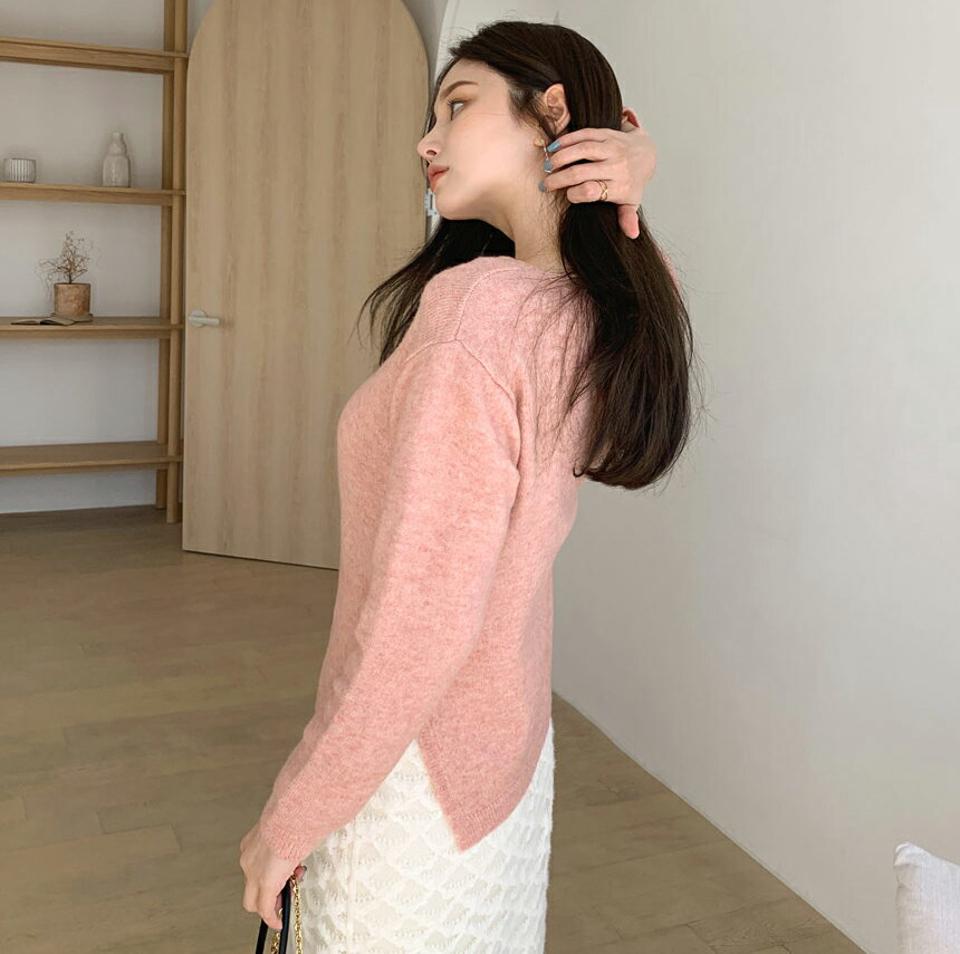 Vネックソフトニット・全6色・t70368 レディース 【tops】 トップス ニット 長袖 Vネック ソフト ふわふわ アンバランス デコルテ スリム ルーズ ゆったり 体型カバー 上品 冬 春 秋 韓国ファッション ハイホリHIHOLLI