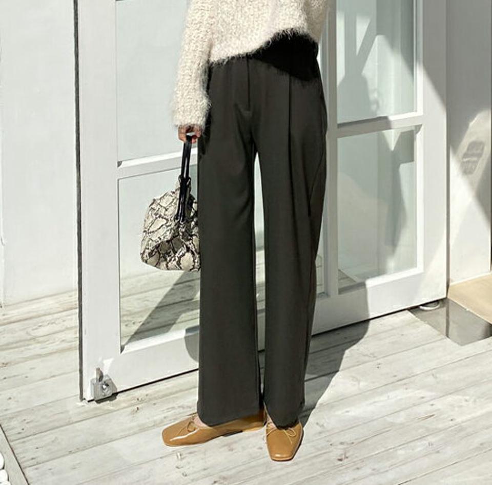 ワンタックワイドパンツ・全3色・t70374 レディース 【pt】 ボトムス ロング ロングパンツ ワイド スラックス オフィスカジュアル オフィス 冬 カジュアル ベーシック 足長 着痩せ 春 秋 韓国ファッション ハイホリHIHOLLI