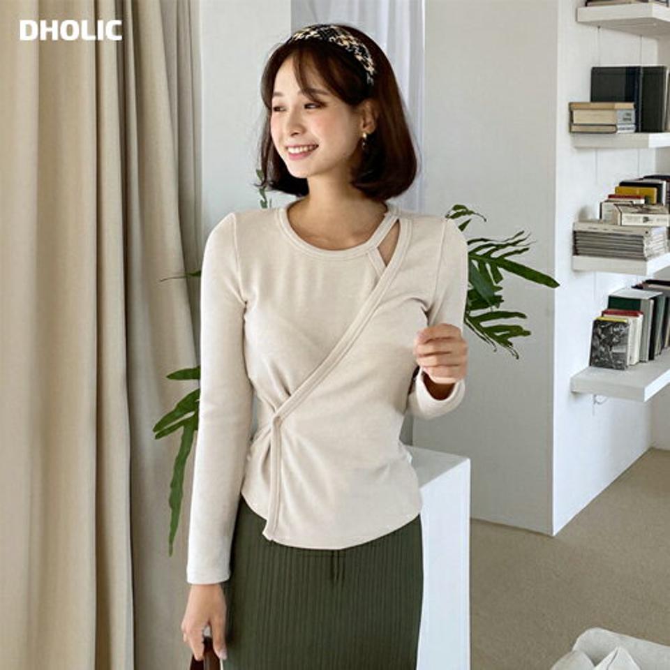 ボタンラップスリットTシャツ・全3色・t62889 レディース 【tops】韓国 ファッション トップス Tシャツ 大人 長袖 ラウンドネック ボタン スリット ラップ ユニーク シンプル スリム カジュアル 体型カーバー 細身 フェミニン 上品 秋 春