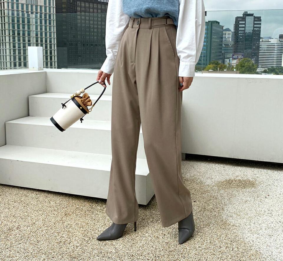 バックルワイドスラックス・全3色・t70469 レディース 【pt】 ボトムス ロング ロングパンツ バックル ワイド スラックス ツータック ストレート 冬 カジュアル ベーシック 着痩せ 長足 春 秋 韓国ファッション ハイホリHIHOLLI