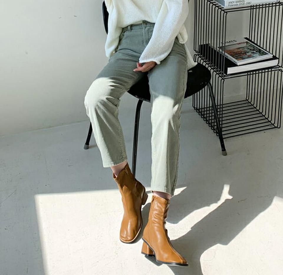 マスクストラップ付コーデュロイストレートパンツ・全3色・t00425 レディース 【pt】 ボトムス ロング ロングパンツ マスクストラップ コーデュロイ ストレート カジュアル 着痩せ 春 秋 韓国ファッション ハイホリHIHOLLI