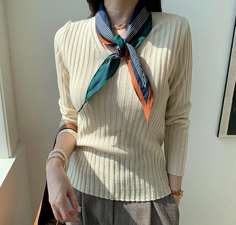 Vネックリブニット・全4色・t00405 レディース 【tops】 トップス ニット 長袖 Vネック デコルテ ソフト スリム フィット 体型カバー 上品 冬 春 秋 韓国ファッション ハイホリHIHOLLI