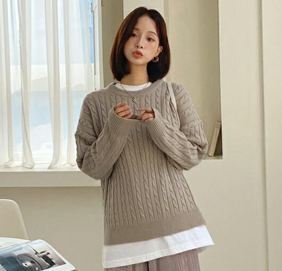 ルーズケーブルニット・全5色・b58231 レディース 【tops】韓国ファッション トップス ニット 大人 長袖 ラウンドネック ケーブル編み ドロップショルダー シンプル カジュアル ルーズ 体型カバー フェミニン 上品 秋 冬225