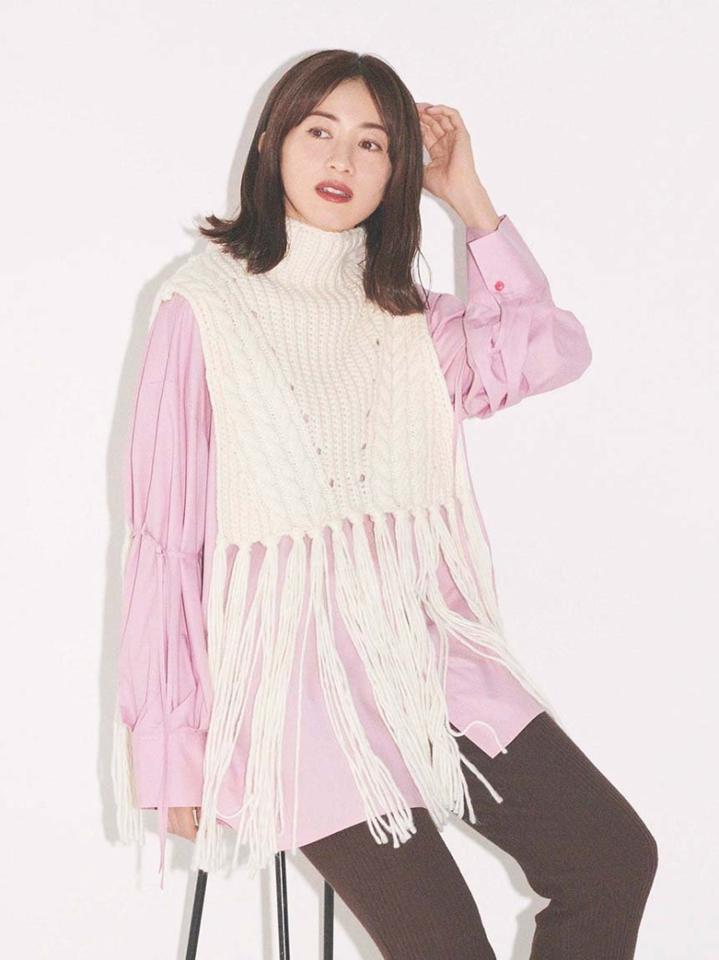 【emmi atelier】フリンジベスト