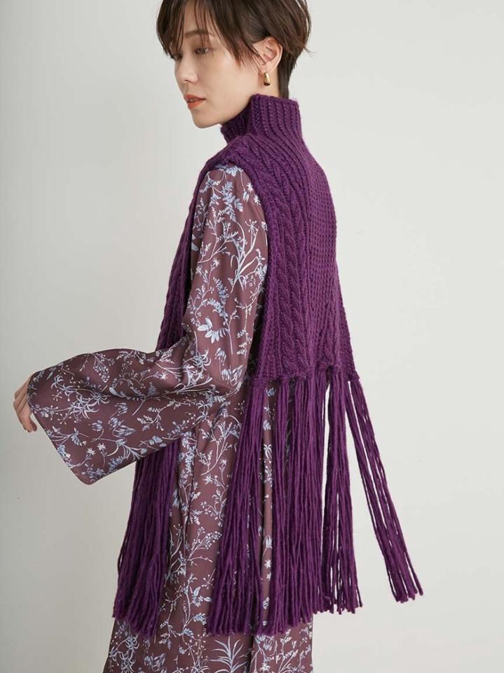 【emmi atelier】フリンジベスト