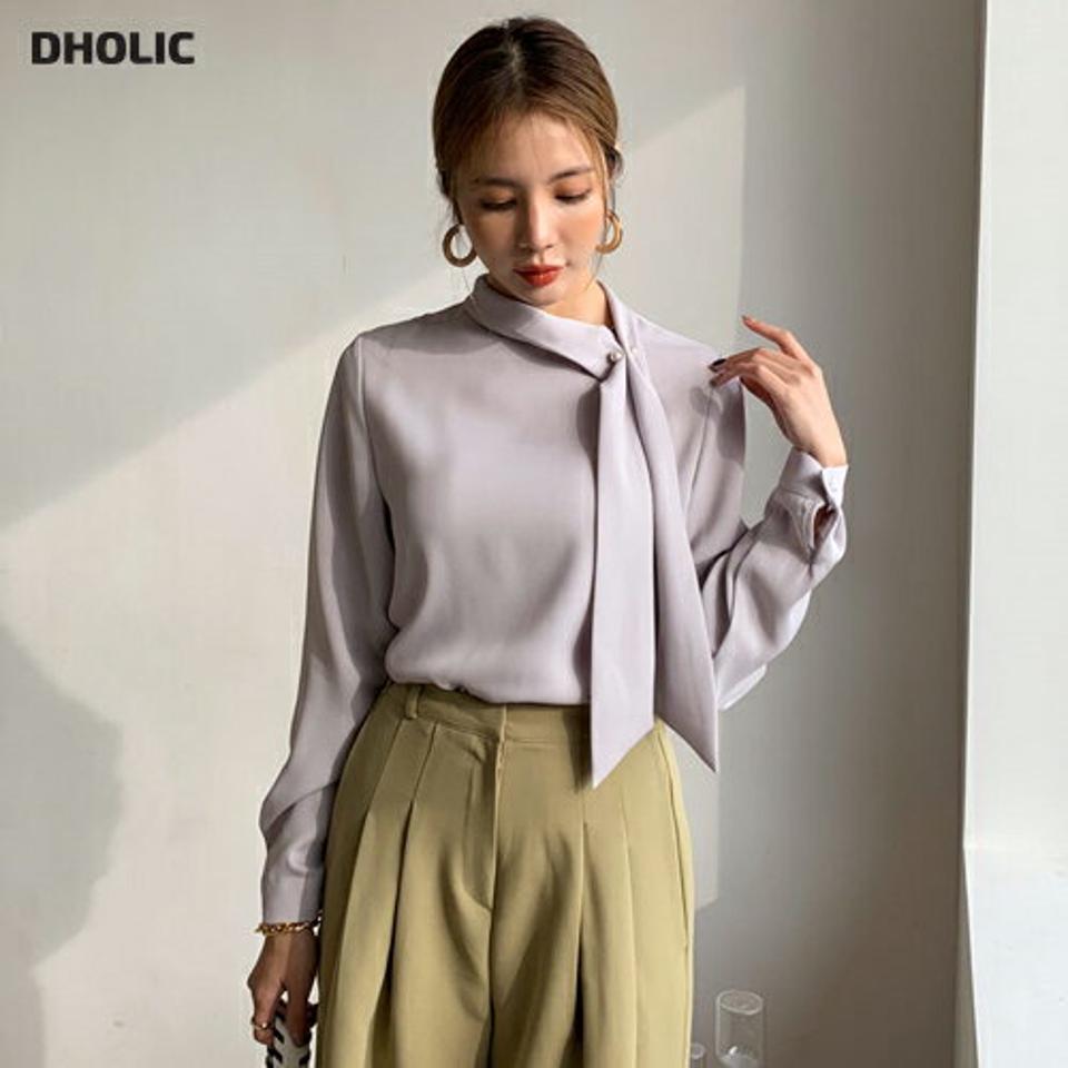 フェイクパールブローチ付スカーフブラウス・全3色・b00125 レディース 【bl】 トップス ブラウス 長袖 パール ブローチ スカーフ風 ハイネック 襟コン オフィスカジュアル オフィス フェミニン カジュアル 春 秋 韓国ファッション ハイホリHIHOLLI