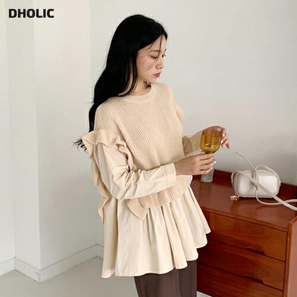ドッキングフリルニット・全2色・b01043 レディース 【tops】韓国ファッション トップス ニット 長袖 ラウンドネック ドッキング フリル ルーズ ボタン ユニーク 体型カバー ゆったり 楽ちん フェミニン シンプル デイリー 春 秋 NIJU