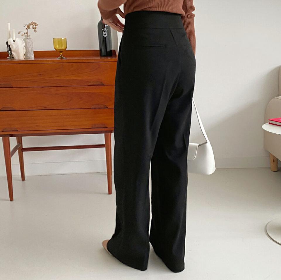 ピンタックストレートスラックス・全3色・t01060 レディース 【pt】韓国ファッション ボトムス パンツ ロング ロングパンツ スラックスパンツ スラックス ロング丈 ピンタック ストレート 無地 足長 細身 着痩せ 体型カーバー シンプル 春 秋 NIJU