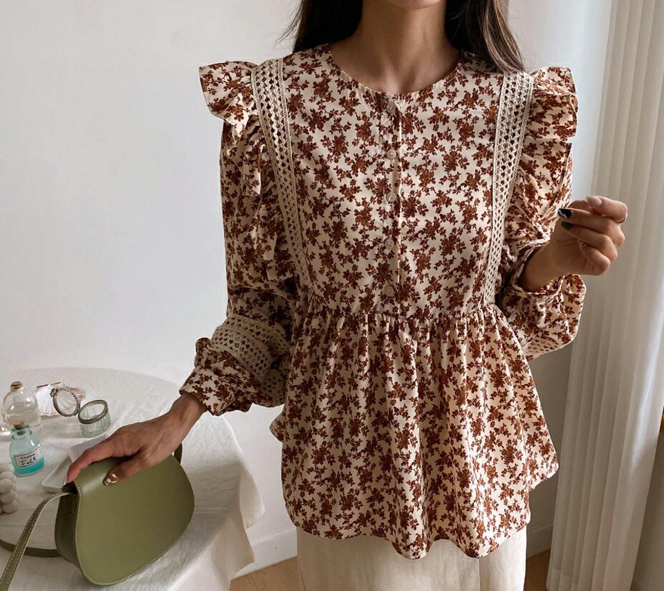 2WAYフローラルレースブラウス・全2色・t65170 レディース 【bl】韓国ファッション トップス ブラウス 長袖 2WAY 花柄 フローラル フラワー レース フリル ギャザー 大人 上品 シンプル ボタン フェミニン カジュアル 体型カバー ガーリー 秋 春