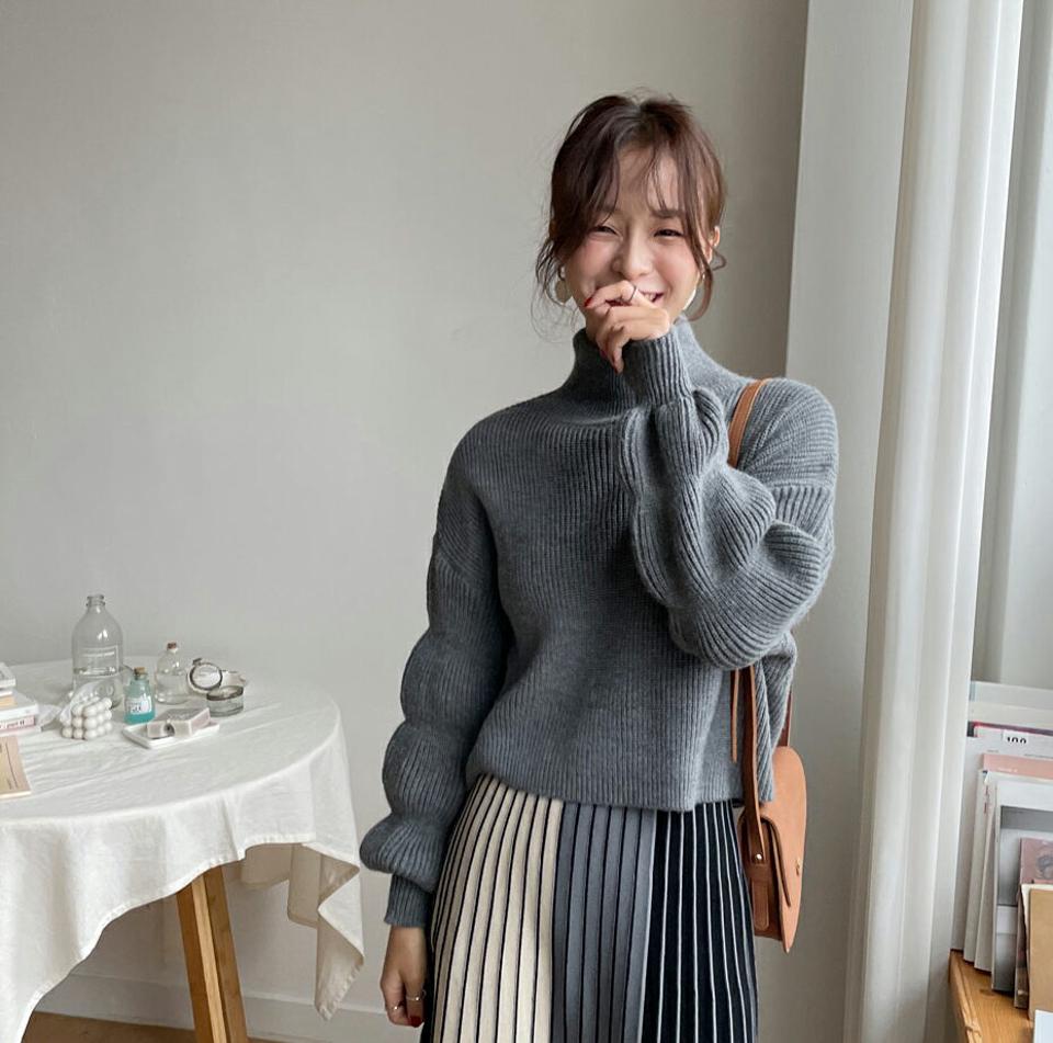 スリーブディテールタートルネックニット・全3色・t65147 レディース 【tops】韓国ファッション トップス ニット 大人 長袖 タートルネック スリーブ ディテール シンプル 無地 ベーシック ルーズ フェミニン 上品 秋 冬