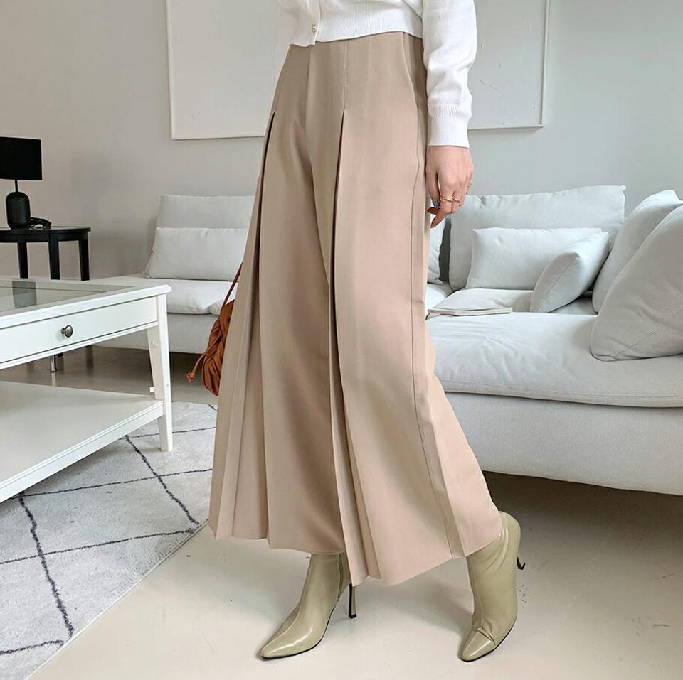 タックワイドフレアパンツ・全3色・b70527 レディース 【pt】 ボトムス ロング ロングパンツ タック ワイド フレア スリム カジュアル オフィスカジュアル ベーシック 体型カーバー 着痩せ 長足 春 秋 韓国 ファッション ハイホリHIHOLLI