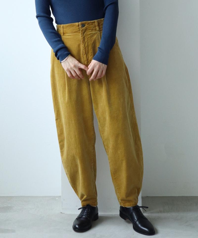 顔料染コーデュロイ 裾たまりパンツ（note et silence.）