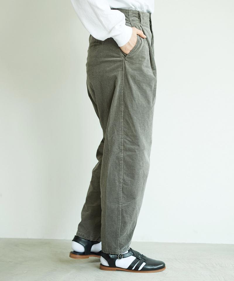 顔料染コーデュロイ 裾たまりパンツ（note et silence.）