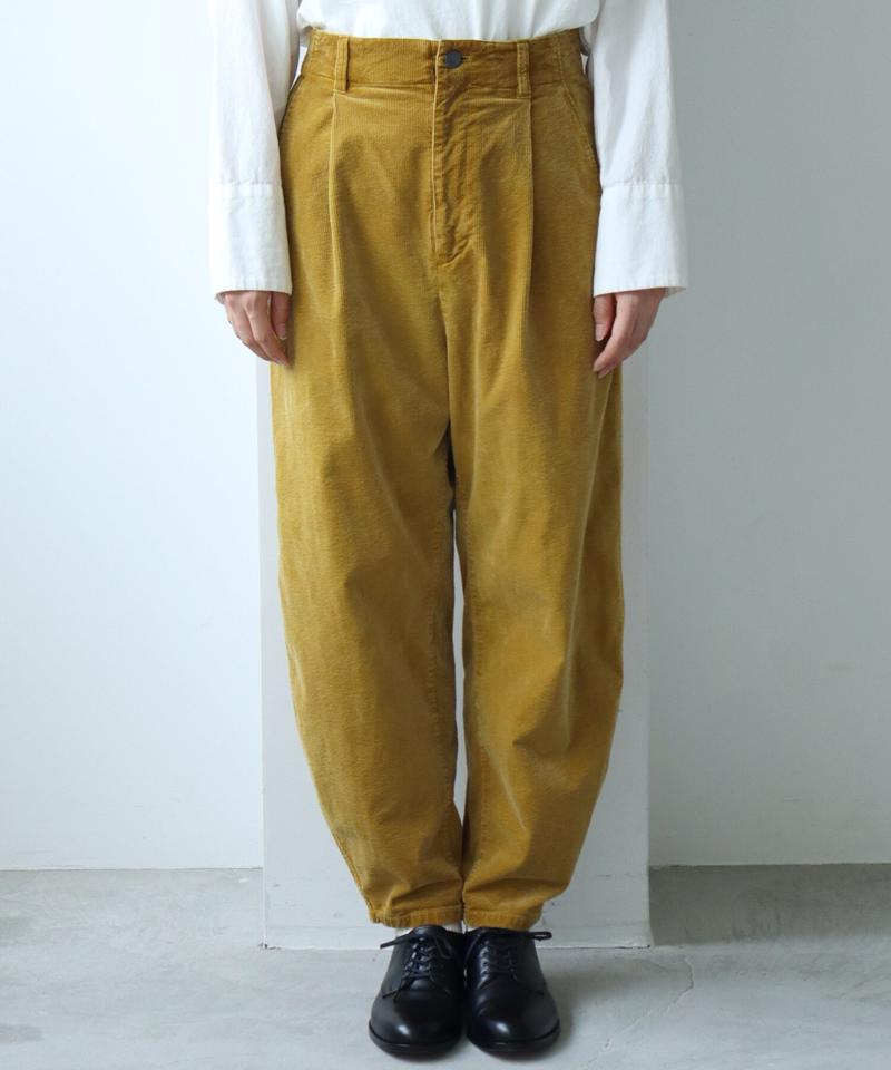 顔料染コーデュロイ 裾たまりパンツ（note et silence.）