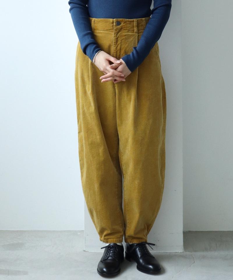 顔料染コーデュロイ 裾たまりパンツ（note et silence.）