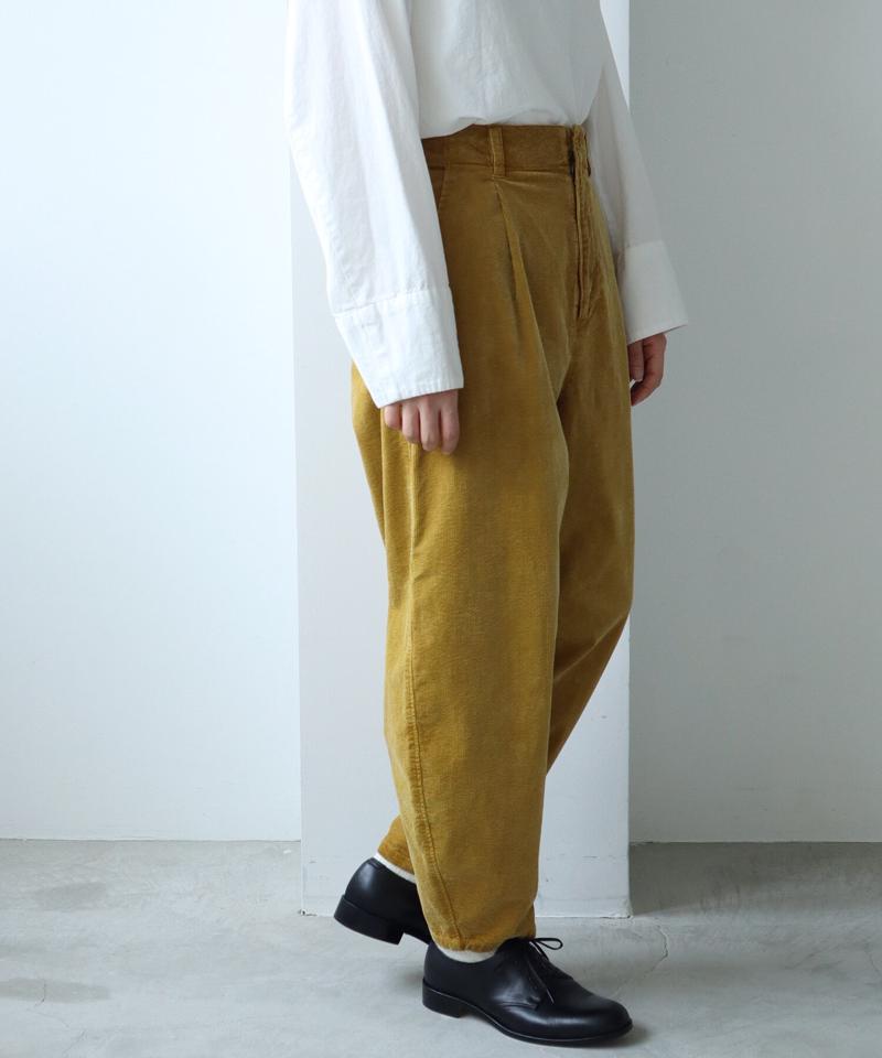 顔料染コーデュロイ 裾たまりパンツ（note et silence.）