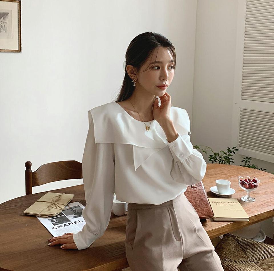 即日配送 フリルカラーブラウス・全2色・b58296 レディース 【bl】韓国ファッション トップス ブラウス 長袖 ラウンドネック フリルカラー 襟コン シフォン 大人 上品 ボタン 無地 シンプル フェミニン カジュアル 体型カバー ガーリー 秋 春