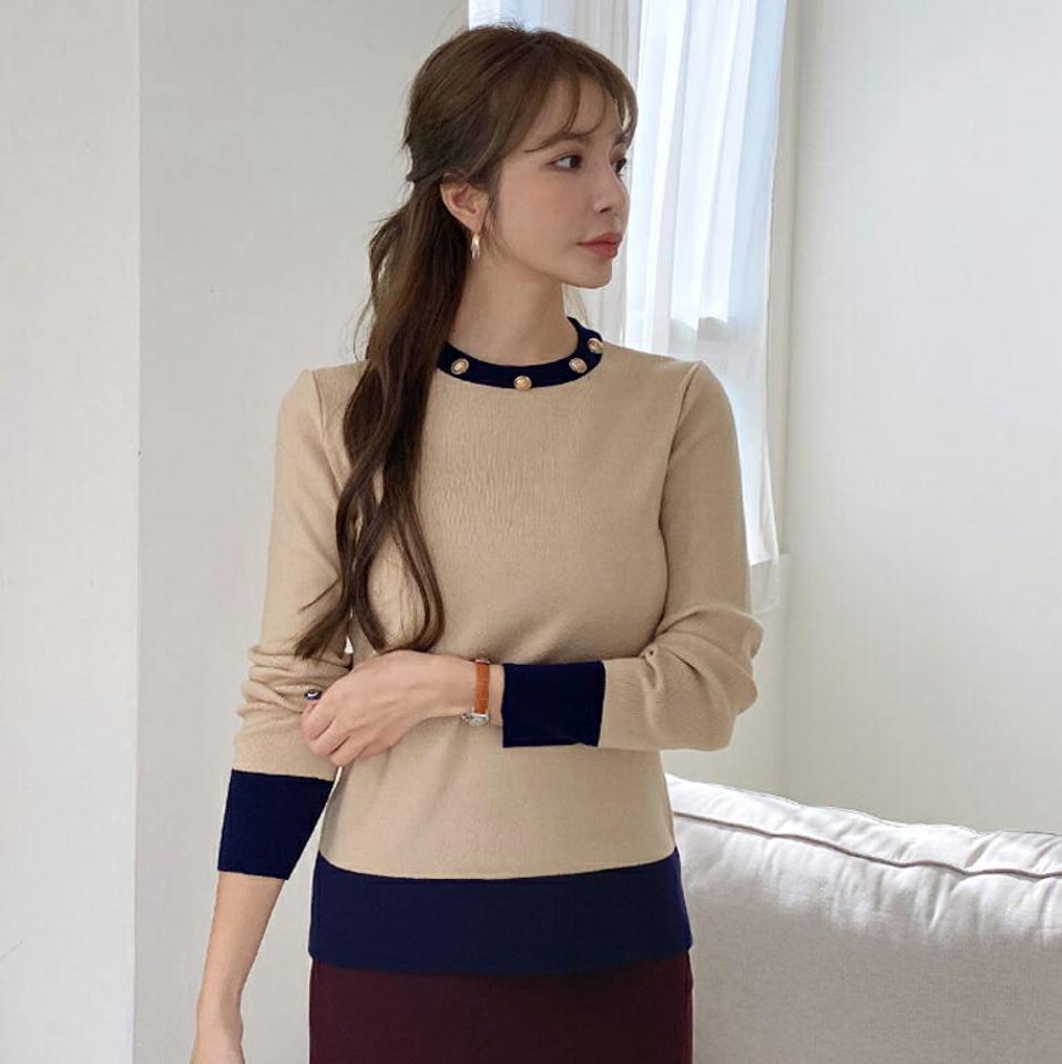 配色ゴールドボタンニット・全3色・t70546 レディース 【tops】 トップス ニット 長袖 配色 ゴールド ボタン ラウンドネック ベーシック ルーズ ゆったり 上品 スリム あたたかい カジュアル 体型カバー秋 冬 韓国ファッション ハイホリHIHOLLI