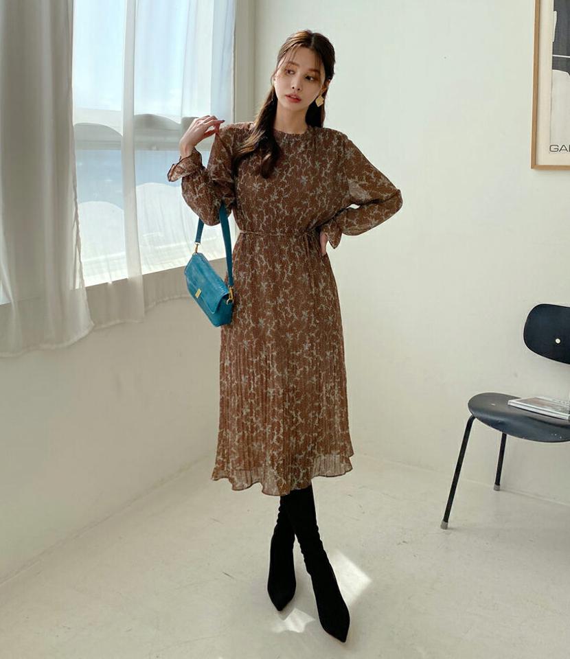 即日配送 ストラップ付プリントプリーツワンピース・全2色・b70552 レディース 【ops】 ワンピース ロング ロングワンピース 長袖 ストラップ プリント プリーツ Aライン ラウンドネック フェミニン秋 冬 韓国ファッション ハイホリHIHOLLI