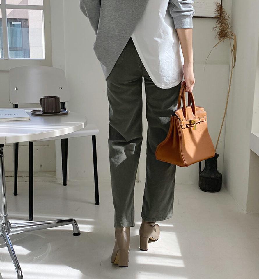 コーデュロイパンツ・全4色・t70583 レディース 【pt】 ボトムス ロング ロングパンツ コーデュロイ ストレート スリム ベーシック 体型カーバー 着痩せ 長足秋 冬 韓国ファッション ハイホリHIHOLLI
