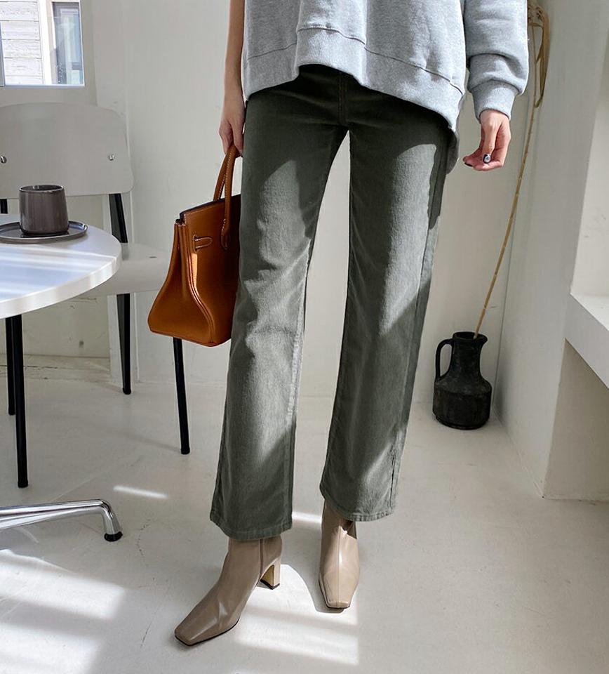 コーデュロイパンツ・全4色・t70583 レディース 【pt】 ボトムス ロング ロングパンツ コーデュロイ ストレート スリム ベーシック 体型カーバー 着痩せ 長足秋 冬 韓国ファッション ハイホリHIHOLLI