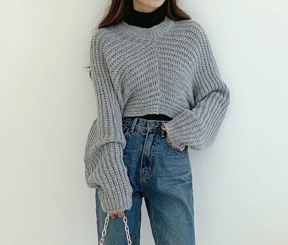 アンバランスクロップドニット・全5色・t65627 レディース 【tops】韓国ファッション トップス ニット 大人 長袖 ラウンドネック アンバランス クロップド丈 無地 ベーシック シンプル カラーニット カジュアル 体型カバー フェミニン 上品 秋 冬