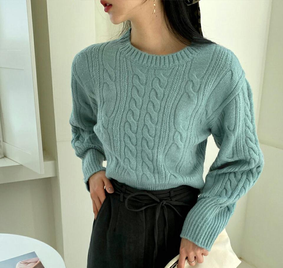 ソフトツイストクロップドニット・全4色・t65633 レディース 【tops】韓国ファッション トップス ニット 年上 大人 長袖 ラウンドネック ソフト ツイスト クロップド丈 ケーブル編み シンプル カジュアル ルーズ フェミニン 上品 秋 冬