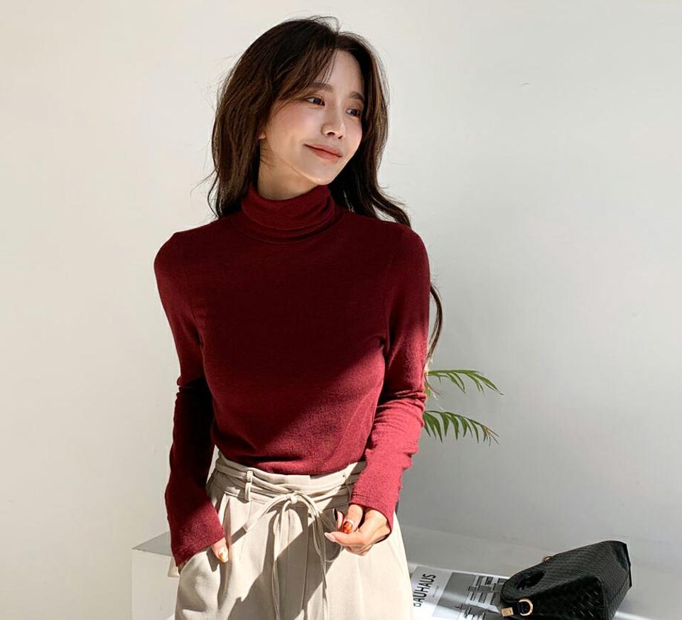 バックスリットタートルネックTシャツ・全3色・t65649 レディース 【tops】韓国ファッション トップス Tシャツ 大人 長袖 タートルネック スリット シンプル 無地 ベーシック カジュアル スリム 体型カバー 細身 フェミニン デイリー 上品 秋 冬