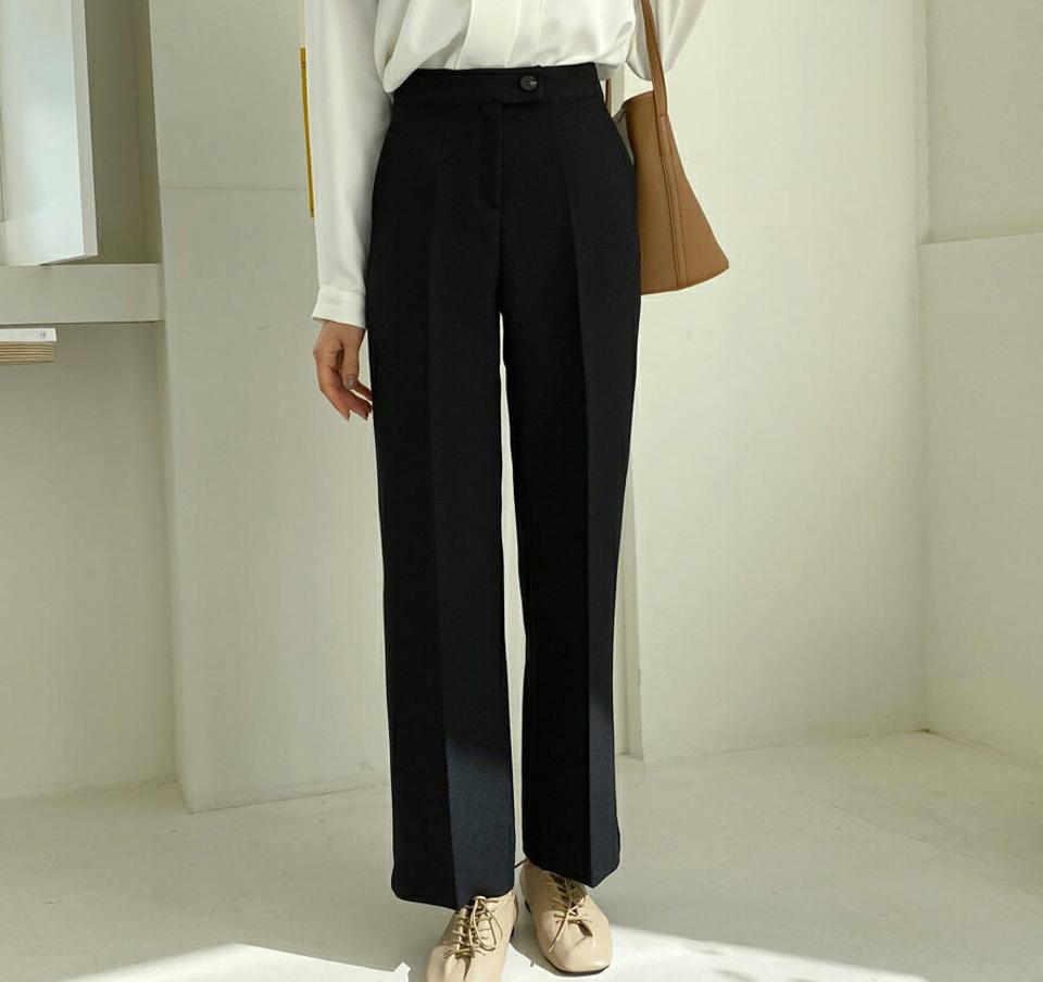 ボタンワイドスラックス・全2色・t65635 レディース 【pt】韓国ファッション ボトムス ロング ロングパンツ スラックスパンツ スラックス ボタン ワイド ロング丈 ポケット 無地 ベーシック シンプル 体型カバー 足長 美脚 フェミニン 秋 冬